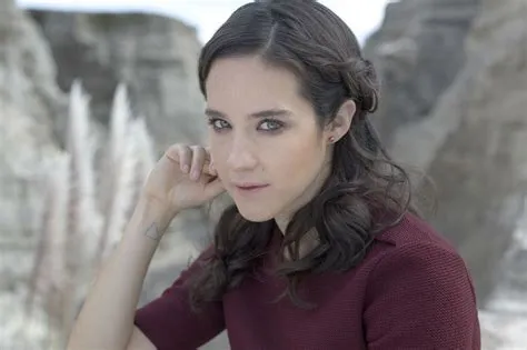 Ximena Sariñana Live in Bangkok: The Mexican Diva Sets the Stage on Fire with Spicy Salsa and Sultry Vocals!